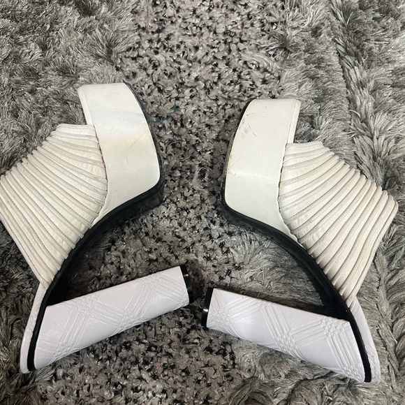 Givenchy Ribbed Platform Mules Sandals - Picture 8 of 15